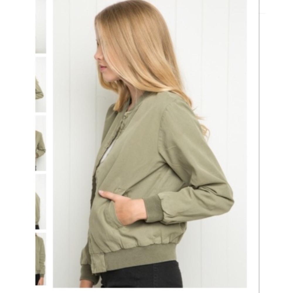 🔥NEW🔥 Brandy Melville Olive Kasey Bomber Jacket - Picture 2 of 4
